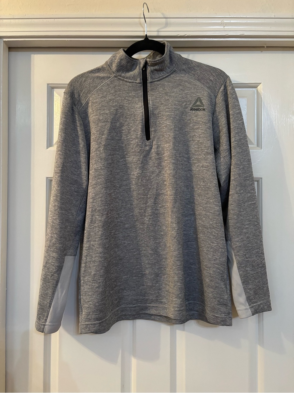 Reebok Men’s Heather Gray Quarter-Zip Pullover